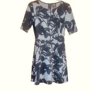 Vince Camuto Short Sleeve Skater Dress Grey/Charcoal Size 2
